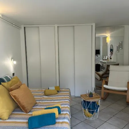 Appartement Beautiful Studio + Large Terrace Near The Beaches. Antibes